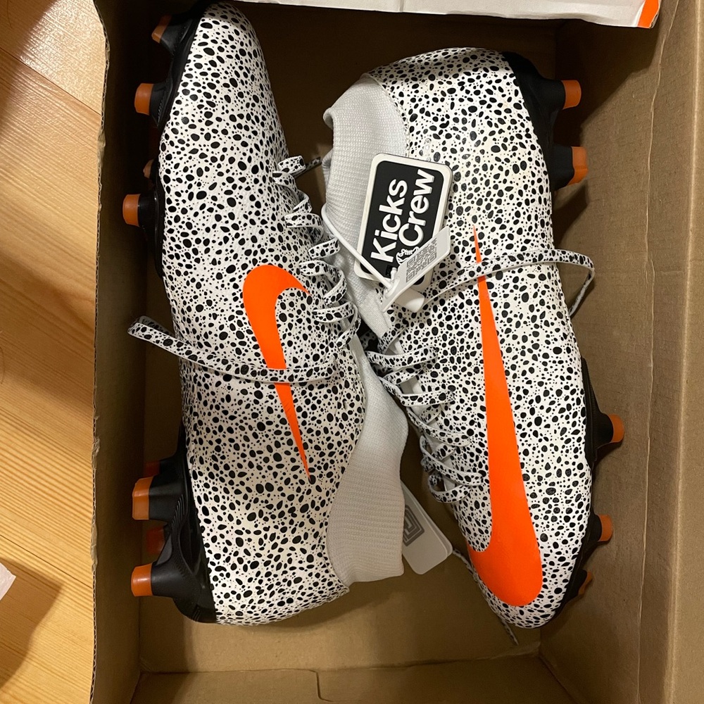 Superfly 7 Academy CR7 FG/MG
